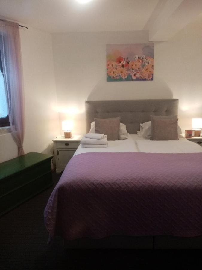 Rooms Serafin Motovun Exterior foto